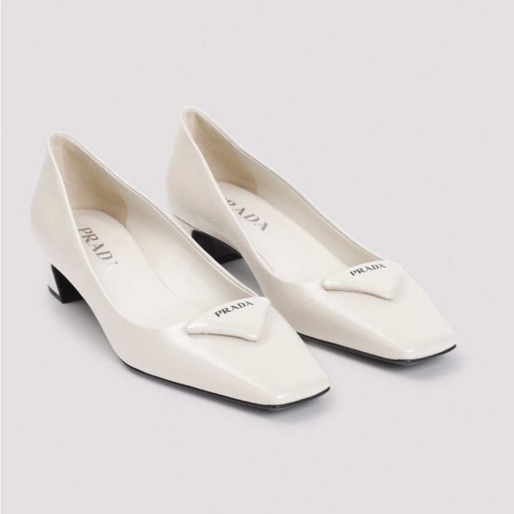 Prada 35mm Saffiano Leather Pump in Ivory - size 39